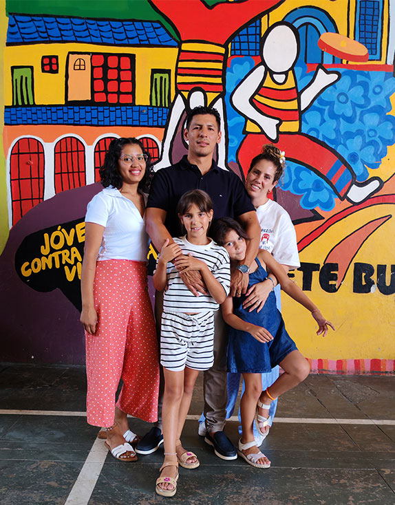 Roger Canaca with his family | Covenant House Honduras