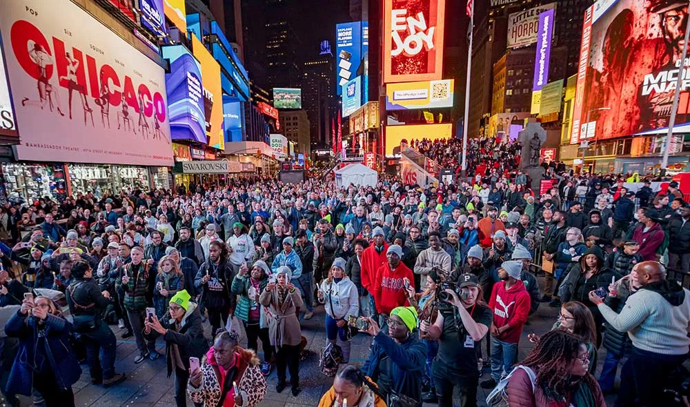 Covenant House Sleep Out at Times Square | Providing safe shelter and care to homeless kids