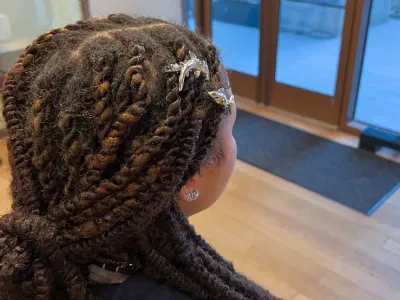 A 22-year-old Covenant House participant said she’s using a cash stipend to save up for a security deposit and to enroll in a trade training program, Jan. 8, 2026. Credit: Haidee Chu/THE CITY